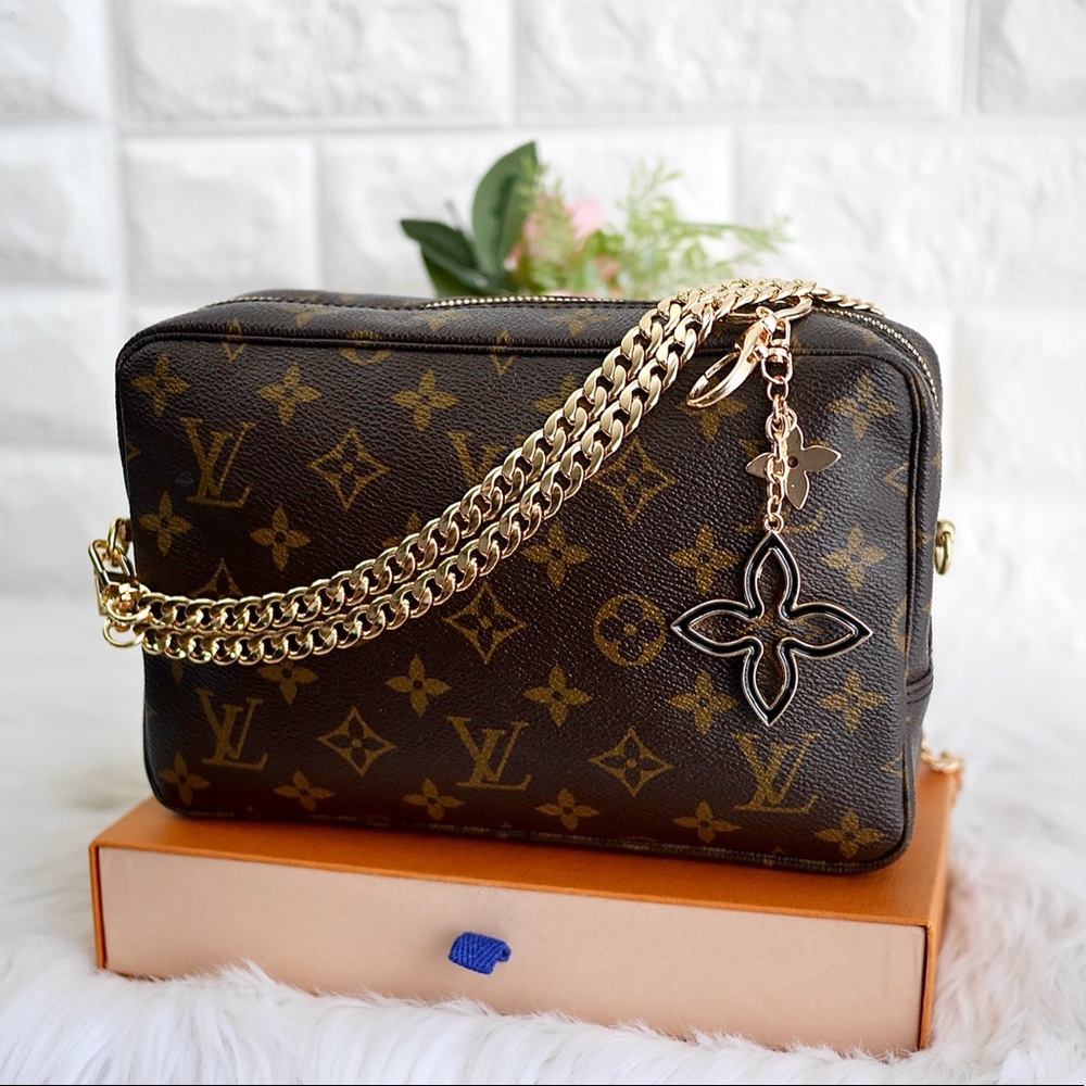 💖Louis Vuitton Trousse 23 CrossbodyTH8903